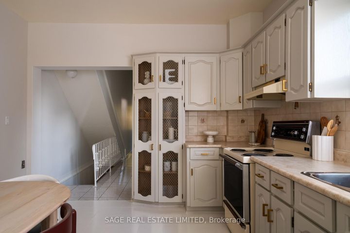 Photo 13 at 115 Niagara Street, Niagara, Toronto