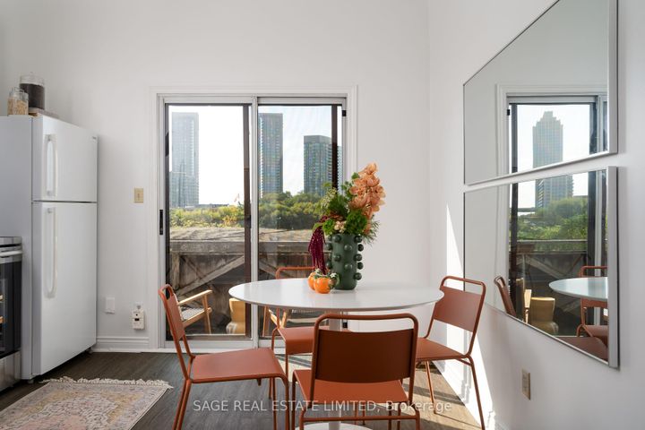 Photo 14 at 115 Niagara Street, Niagara, Toronto