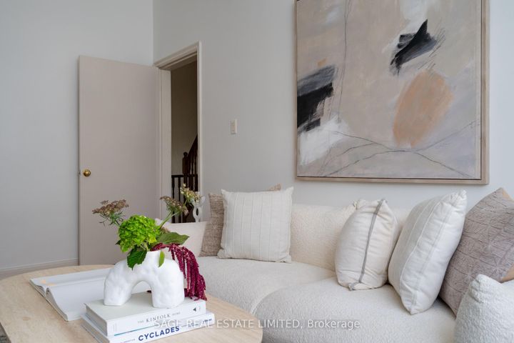 Photo 22 at 115 Niagara Street, Niagara, Toronto