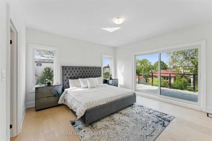 Photo 19 at 1037 Meredith Avenue, Lakeview, Mississauga