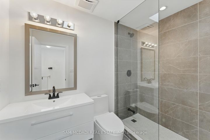 Photo 26 at 1037 Meredith Avenue, Lakeview, Mississauga