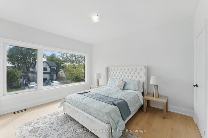 Photo 30 at 1037 Meredith Avenue, Lakeview, Mississauga