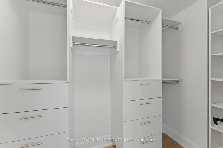 Photo 33 at 1037 Meredith Avenue, Lakeview, Mississauga