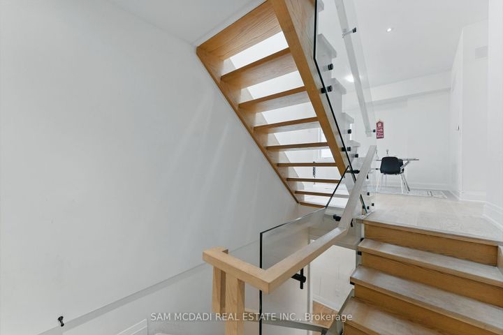 Photo 34 at 1037 Meredith Avenue, Lakeview, Mississauga