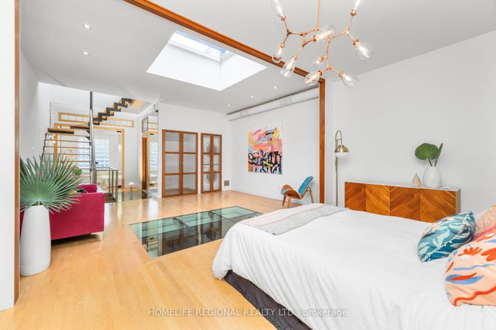 Photo 13 at 6 - 62 Claremont Street, Bellwoods, Toronto