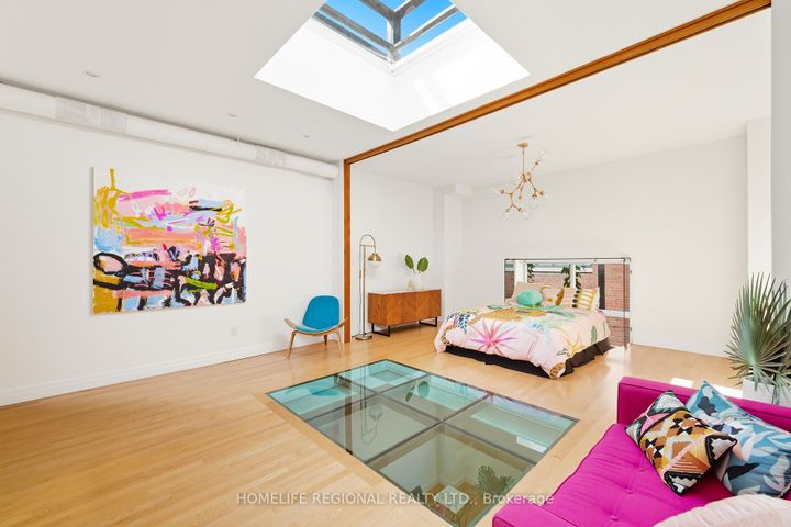 Photo 14 at 6 - 62 Claremont Street, Bellwoods, Toronto