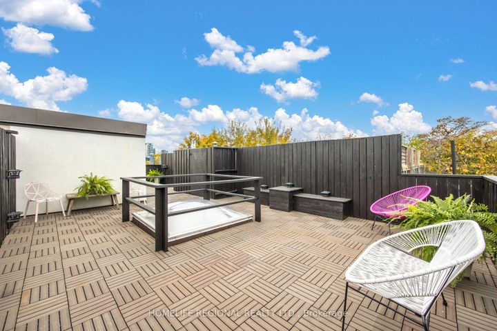 Photo 24 at 6 - 62 Claremont Street, Bellwoods, Toronto