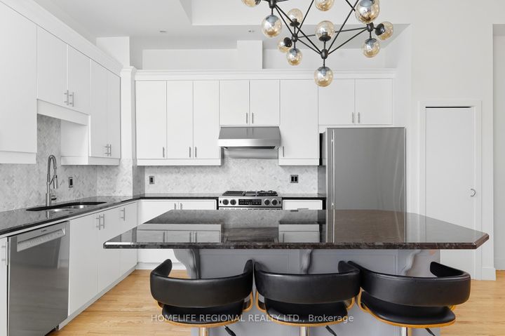 Photo 39 at 6 - 62 Claremont Street, Bellwoods, Toronto