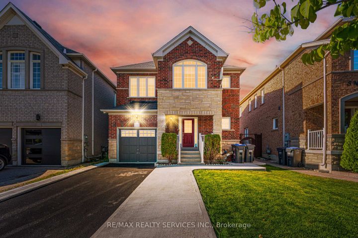 Photo 0 at 3 Napoleon Crescent, Bram East, Brampton