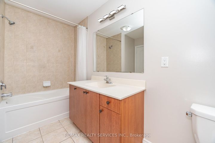 Photo 29 at 3 Napoleon Crescent, Bram East, Brampton