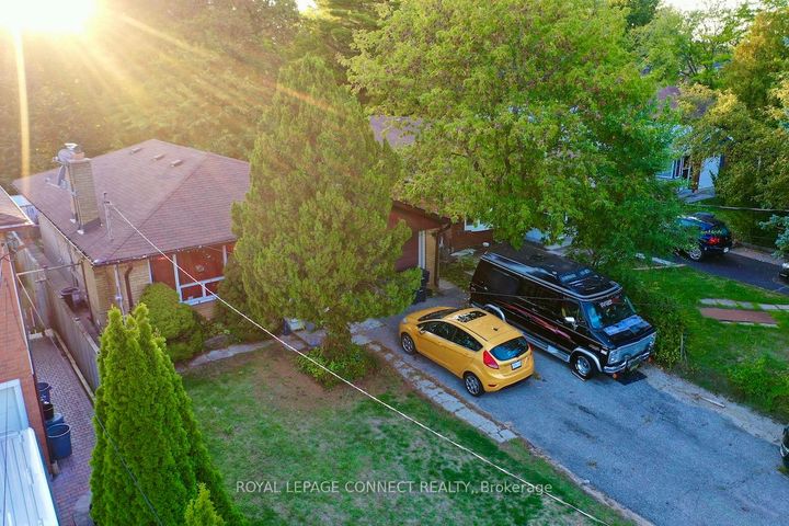 Photo 6 at 362 Morrish Road, Highland Creek, Toronto
