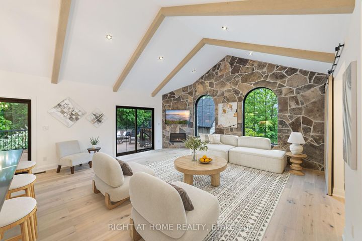 Photo 5 at 515 Hamilton Drive, Ancaster, Hamilton