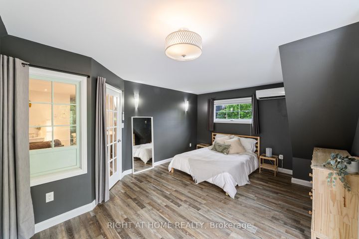 Photo 33 at 515 Hamilton Drive, Ancaster, Hamilton