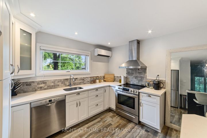 Photo 35 at 515 Hamilton Drive, Ancaster, Hamilton