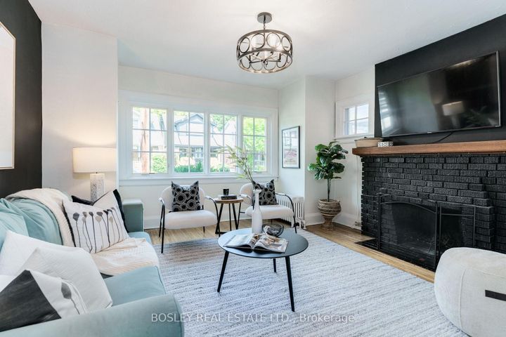 Photo 2 at 43 Eastwood Road, Woodbine Corridor, Toronto