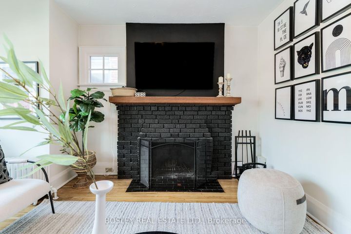 Photo 5 at 43 Eastwood Road, Woodbine Corridor, Toronto