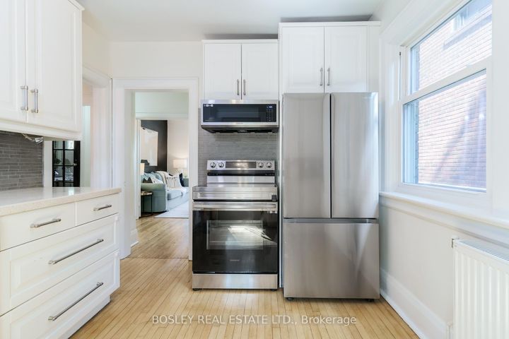 Photo 14 at 43 Eastwood Road, Woodbine Corridor, Toronto