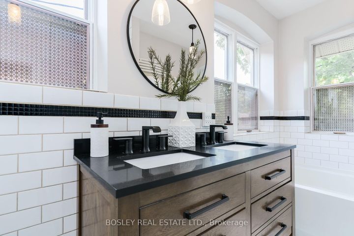 Photo 24 at 43 Eastwood Road, Woodbine Corridor, Toronto