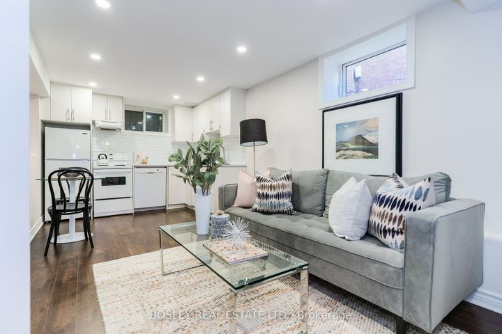 Photo 31 at 43 Eastwood Road, Woodbine Corridor, Toronto