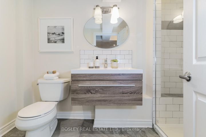 Photo 36 at 43 Eastwood Road, Woodbine Corridor, Toronto