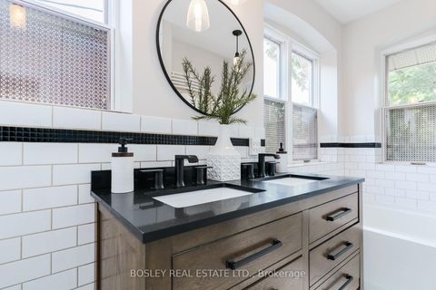Photo 24 at 43 Eastwood Road, Woodbine Corridor, Toronto