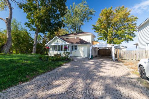 Photo 6 at 24 Lakeshore Road, Virginia, Georgina