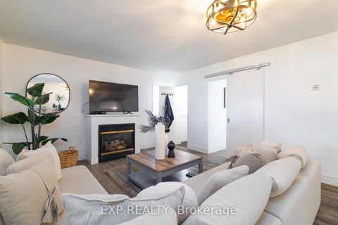 Photo 16 at 24 Lakeshore Road, Virginia, Georgina