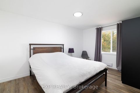 Photo 23 at 24 Lakeshore Road, Virginia, Georgina