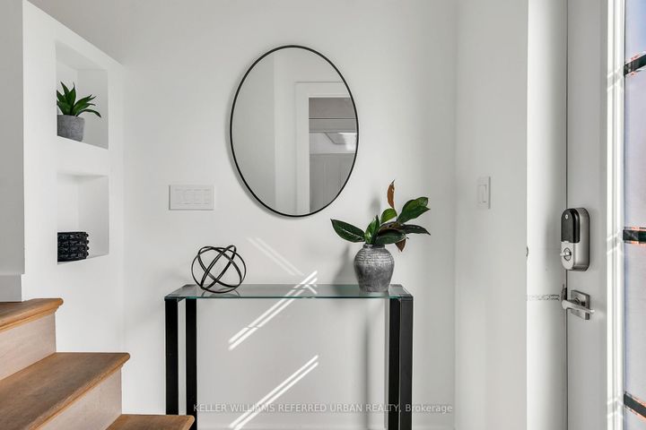 Photo 7 at 106 Leyton Avenue, Oakridge, Toronto