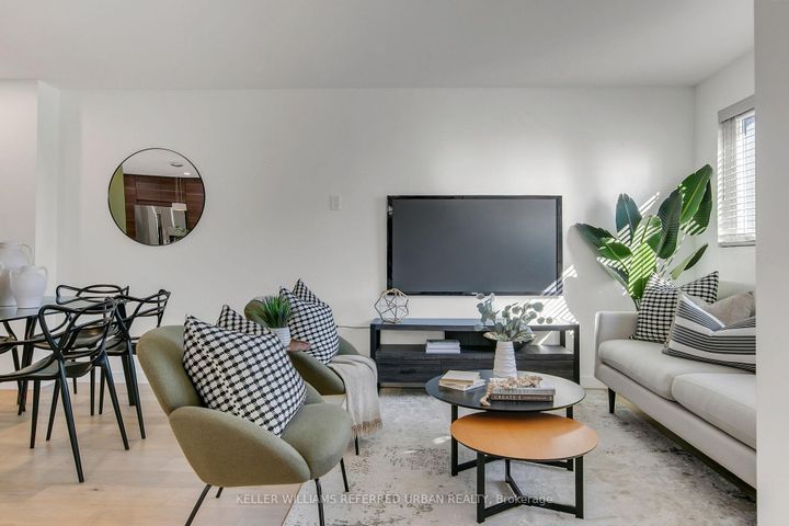 Photo 9 at 106 Leyton Avenue, Oakridge, Toronto