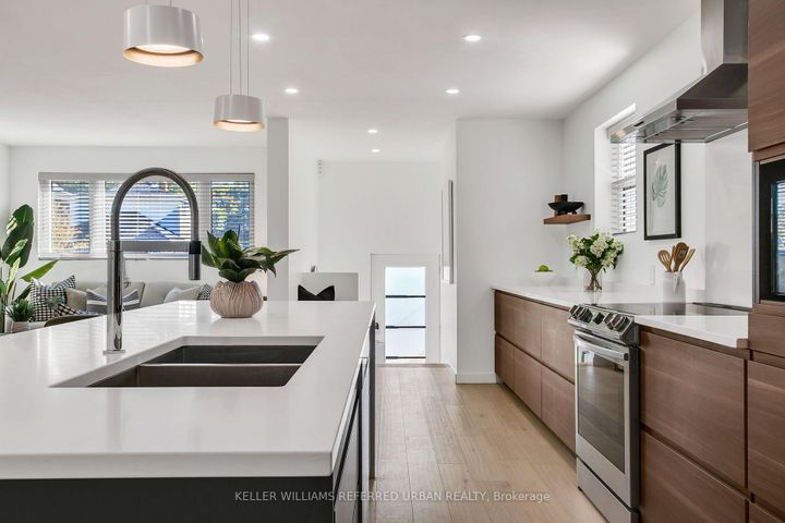 Photo 21 at 106 Leyton Avenue, Oakridge, Toronto