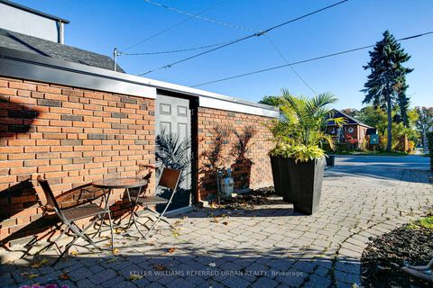 Photo 3 at 106 Leyton Avenue, Oakridge, Toronto