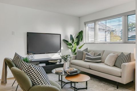 Photo 8 at 106 Leyton Avenue, Oakridge, Toronto