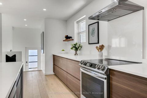 Photo 22 at 106 Leyton Avenue, Oakridge, Toronto