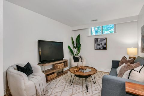 Photo 33 at 106 Leyton Avenue, Oakridge, Toronto