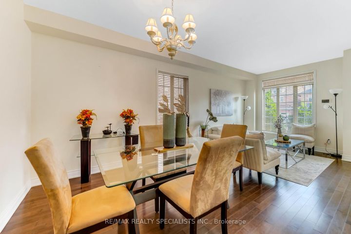 Photo 5 at 5636 Kellandy Run, Churchill Meadows, Mississauga