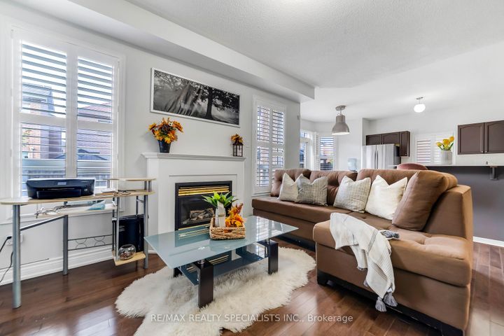 Photo 12 at 5636 Kellandy Run, Churchill Meadows, Mississauga