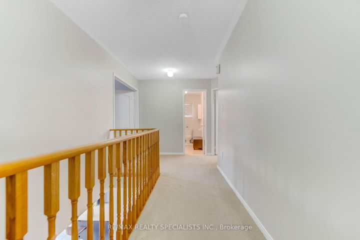 Photo 15 at 5636 Kellandy Run, Churchill Meadows, Mississauga