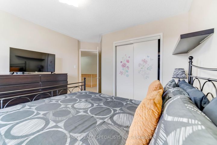 Photo 21 at 5636 Kellandy Run, Churchill Meadows, Mississauga