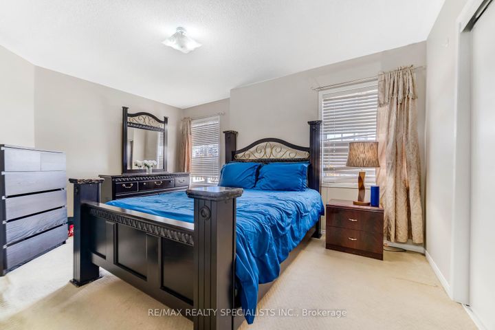 Photo 22 at 5636 Kellandy Run, Churchill Meadows, Mississauga