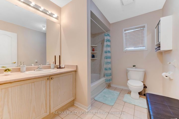 Photo 24 at 5636 Kellandy Run, Churchill Meadows, Mississauga