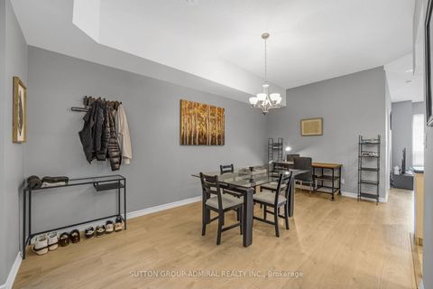 Photo 6 at 812 - 168 Simcoe Street, Waterfront Communities C1, Toronto