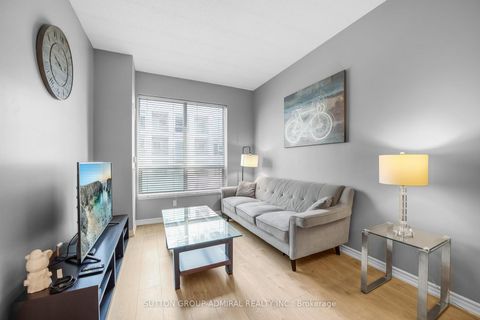 Photo 16 at 812 - 168 Simcoe Street, Waterfront Communities C1, Toronto