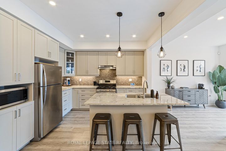 Photo 8 at 43 - 1890 Rymal Road E, Stoney Creek, Hamilton