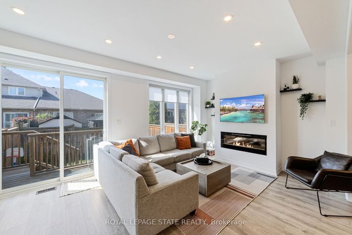 Photo 11 at 43 - 1890 Rymal Road E, Stoney Creek, Hamilton