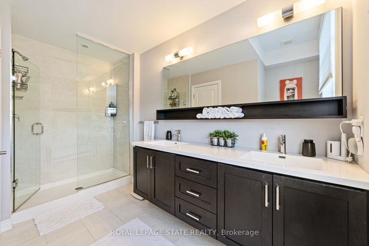 Photo 18 at 43 - 1890 Rymal Road E, Stoney Creek, Hamilton