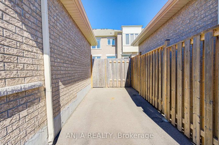 Photo 37 at 229 South Unionville Avenue, South Unionville, Markham