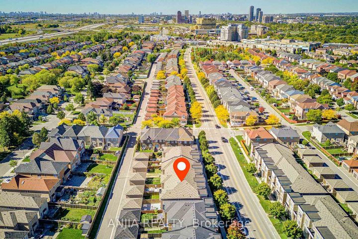 Photo 43 at 229 South Unionville Avenue, South Unionville, Markham