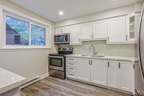 Photo 3 at 18 - 81 Irwin Road, Old Rexdale, Toronto