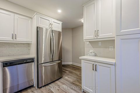 Photo 5 at 18 - 81 Irwin Road, Old Rexdale, Toronto
